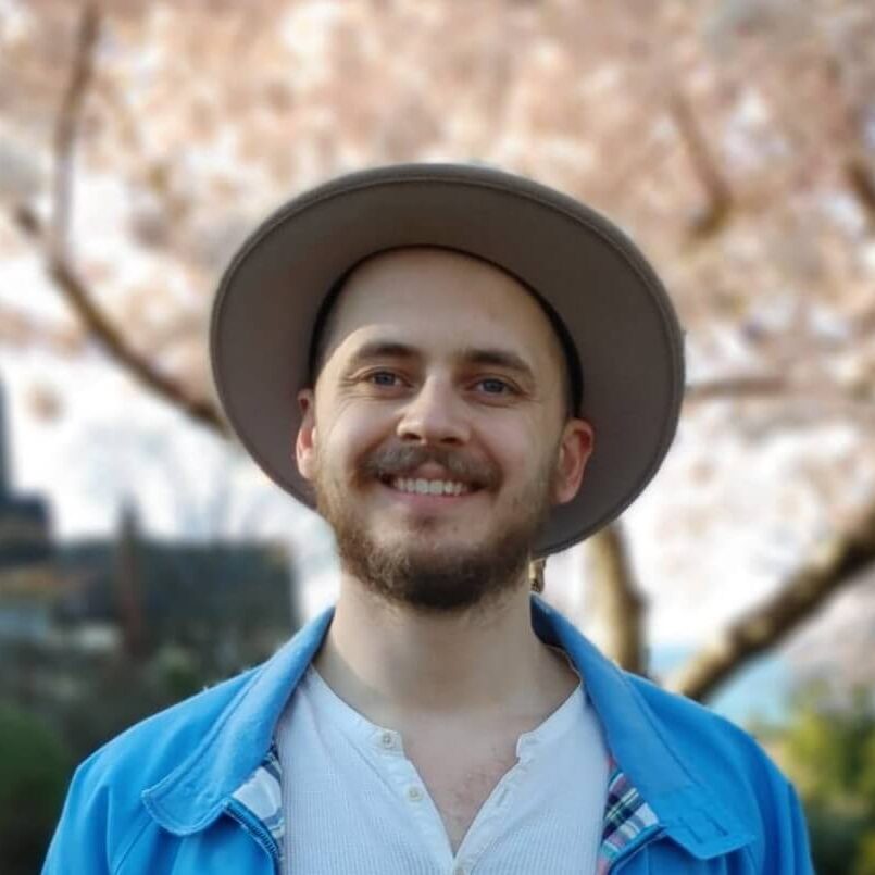 headshot4 headshot4